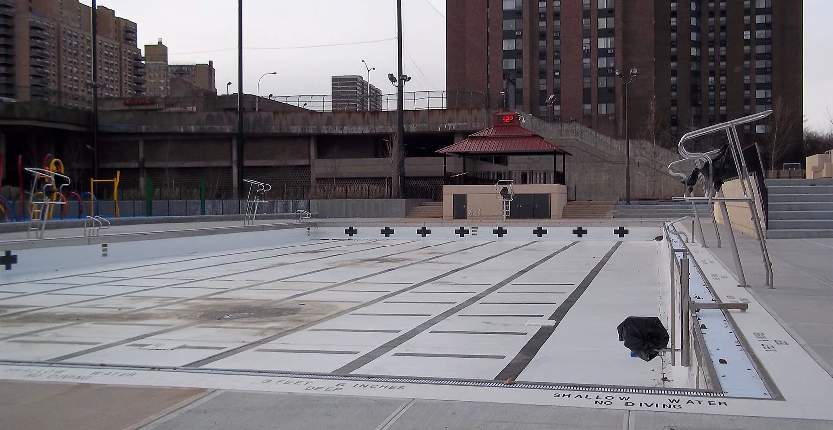 NYS Parks – Roberto Clemente Pool, photo 4