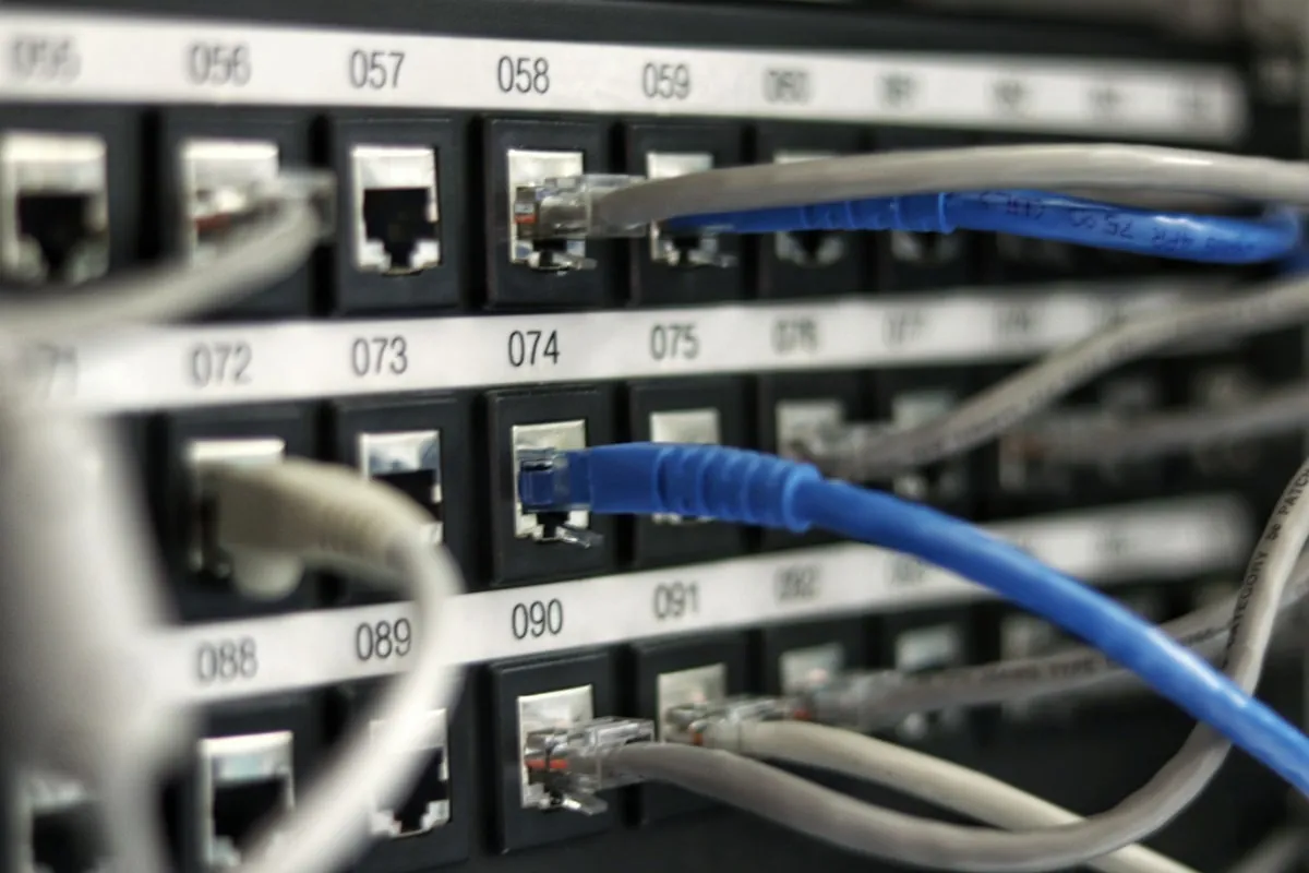 Labeled structured cabling patch panel