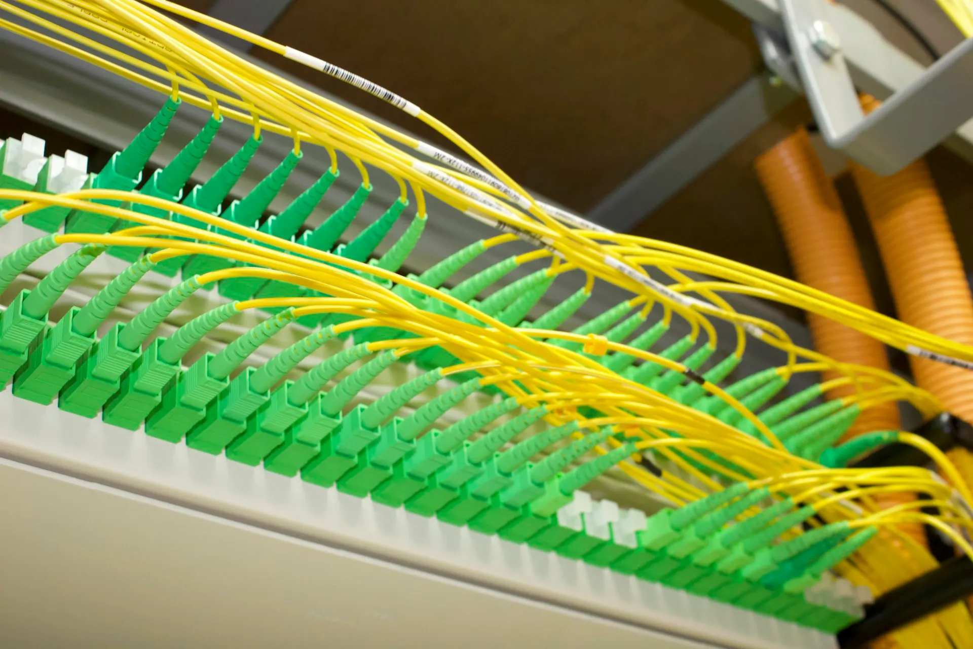 Fiber optic patch panel in a server rack