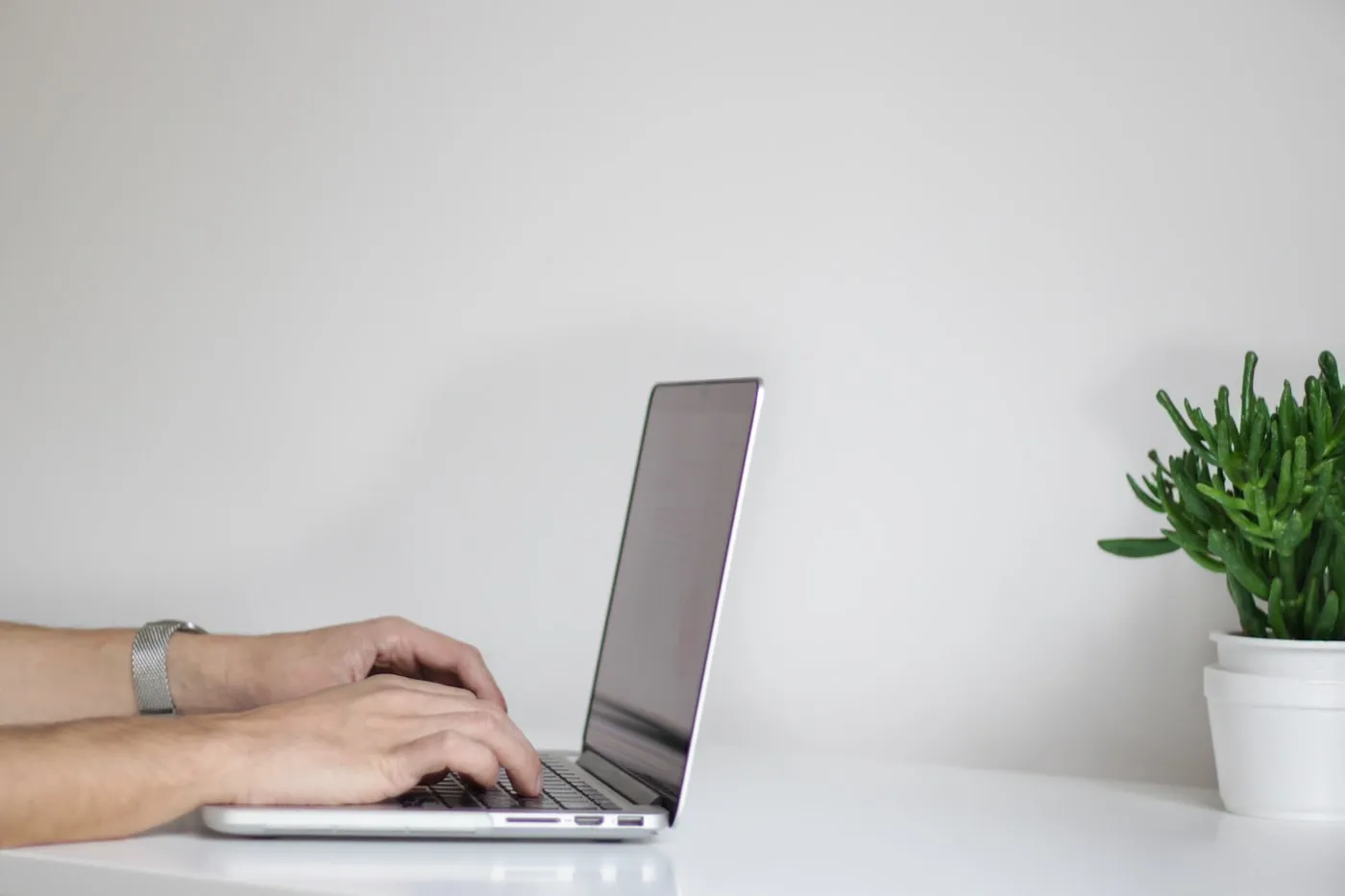Virtual desktop workspace accessed on a business laptop